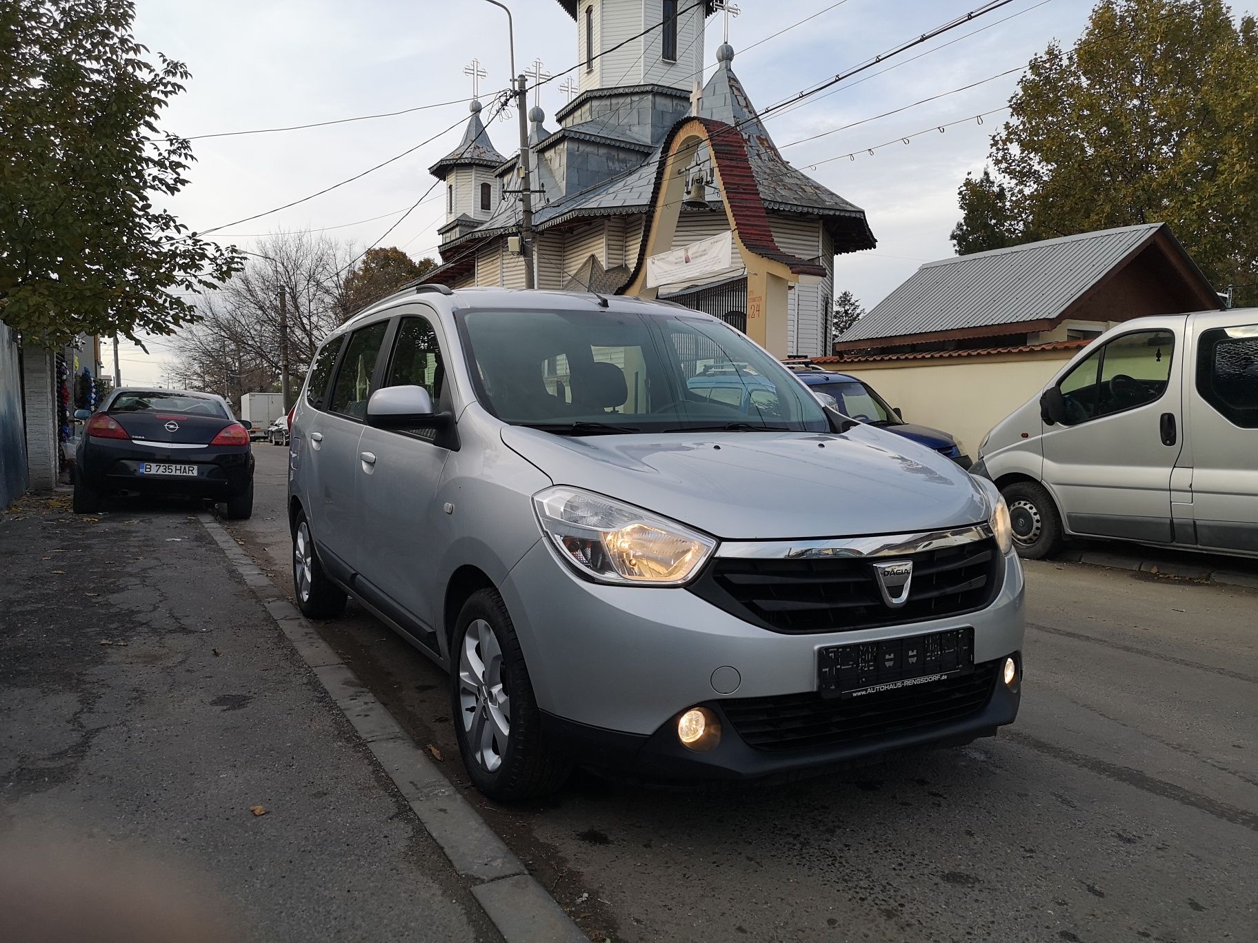 Vind Dacia Lodgy 1. 2 benzina