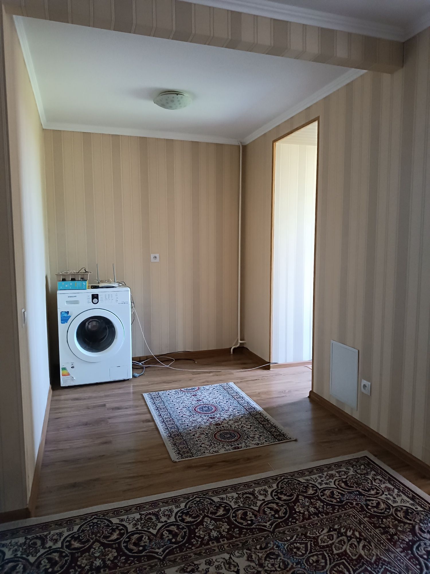 Yunusobod bodomzor 2 xonali kvartera oilaga ijaraga beriladi
