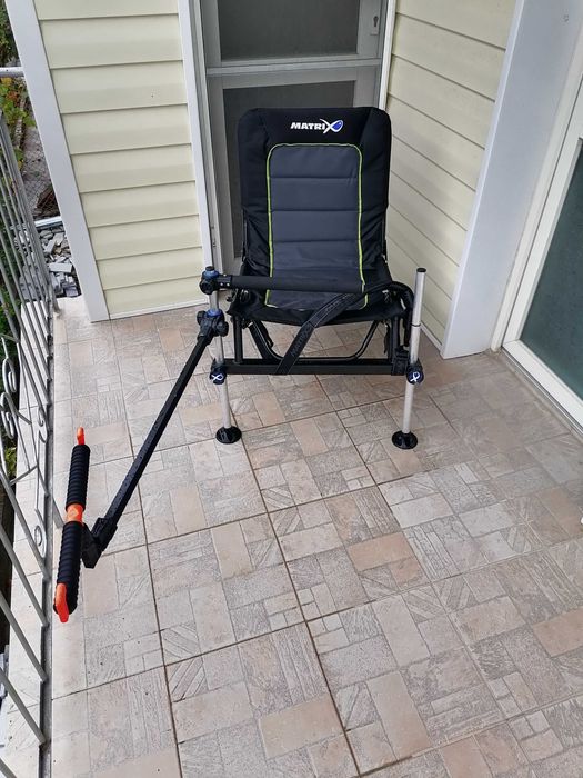 Стол Matrix! Пълен комплект, маса, прикачни,