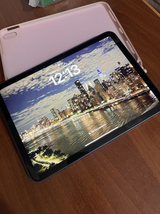 iPad 10 (10th Gen), 64 GB, есть гарантия.