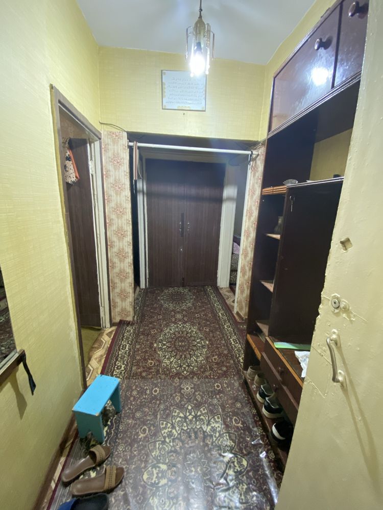 Продается 3х комнатная квартира(район спутник)