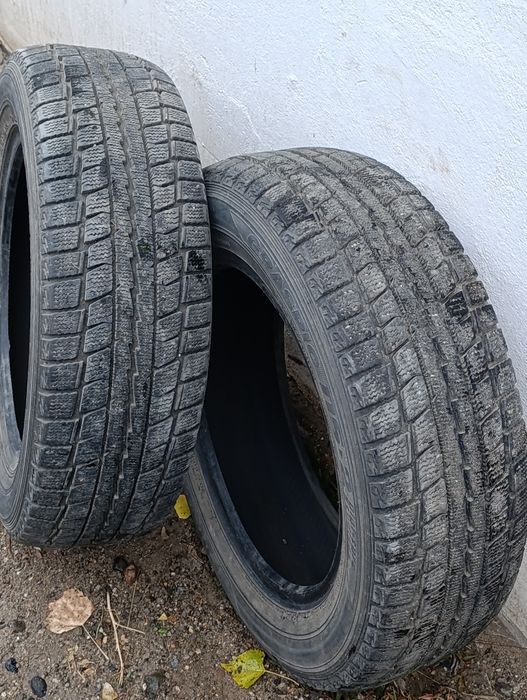 Продам зимние шины Dunlop на липучке