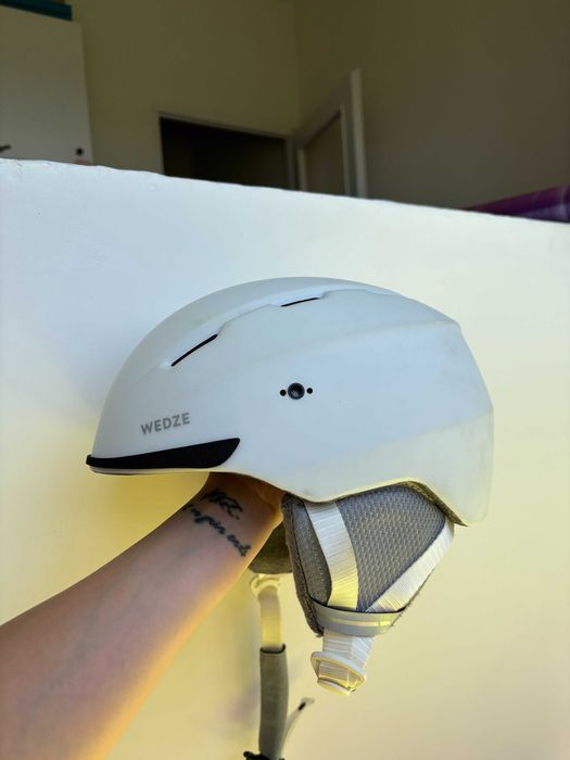 Ски и сноуборд оборудване