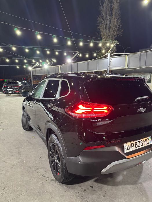 Treker 2 Red line sotiladi