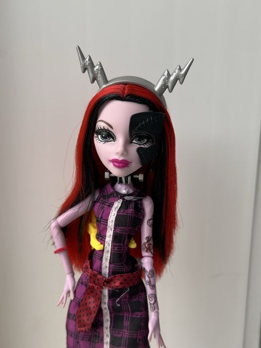 Кукла Monster High Operetta “Freaky Fusion”, полный комплект