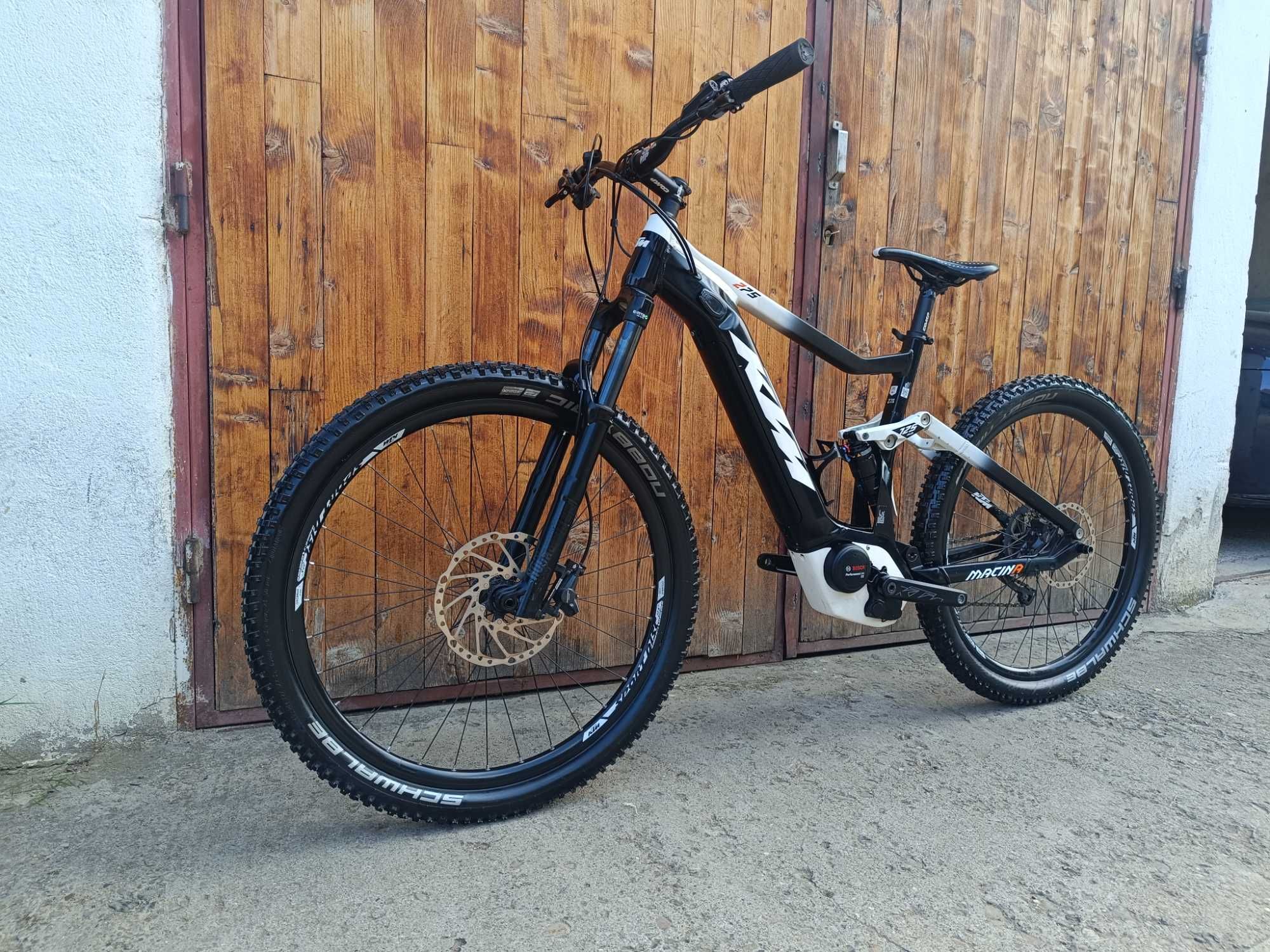 KTM Macina Lycan 275 Bosch