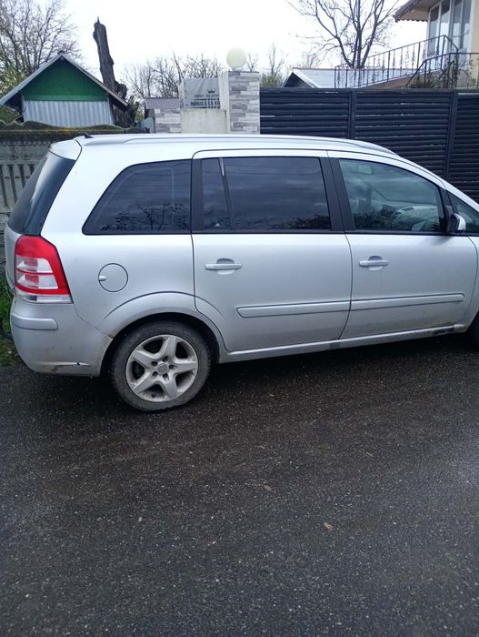 Opel Zafira B 1.9