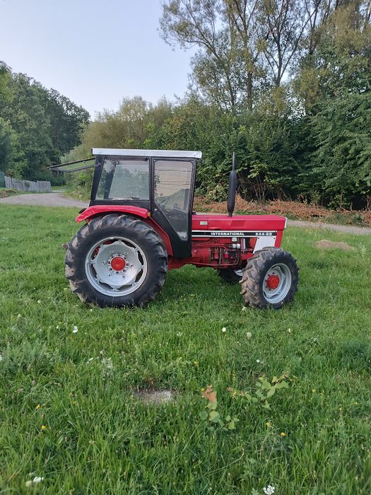 Vând tractor International 844 SB 4x4 ih case