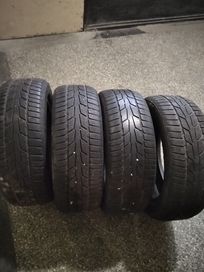 Запазени зимни гуми