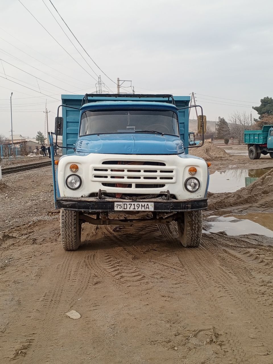 Zil sotiladi kelishilgan holda