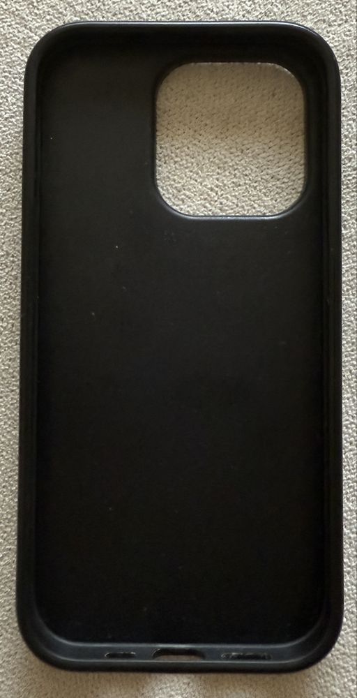 Guess кейс за iPhone 14 Pro