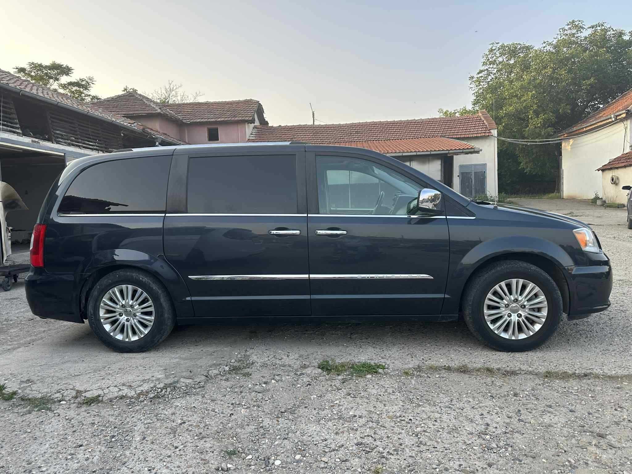 Chrysler Town and Country 3, 6 LIMITED