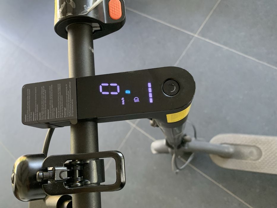 Trotineta electrica Xiaomi mi pro2