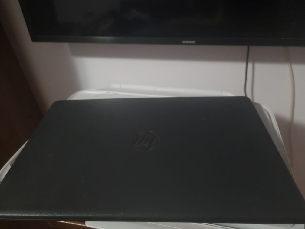Laptop HP AMD ryzen 5
