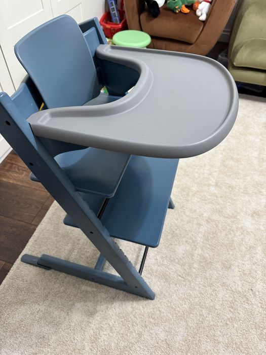 Vand pachet scaun de masa Stokke Tripp Trapp cu baby set + tavita