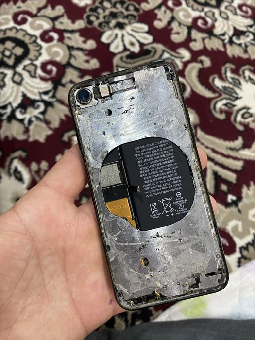 Iphone se 2020.  Icloud tushgan tamom