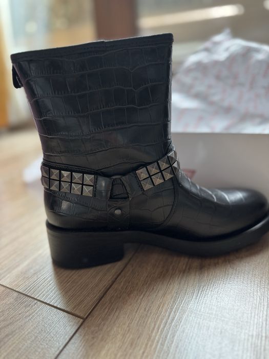 Намалени Ботуши Guess 37 нови