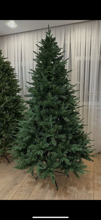 Ёлка 2.10 размер
