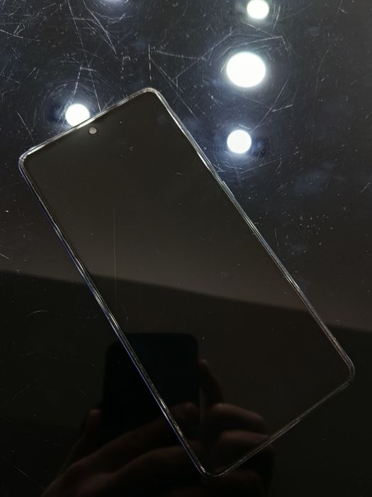 Samsung Galayx A72 sotiladi