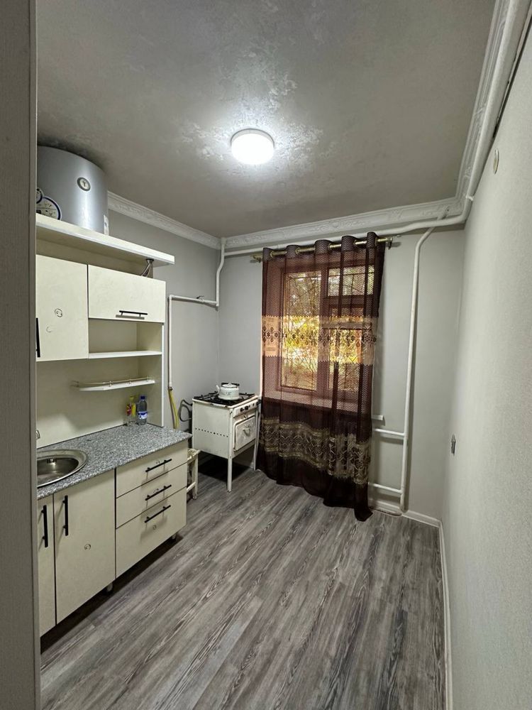 Продается 2 ком. Квартира на 1 этаже площадью 45 кв.м. По ул. Гагарина