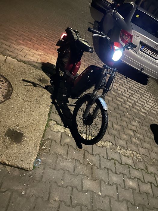 vand bicicleta electrica in stare foarte buna