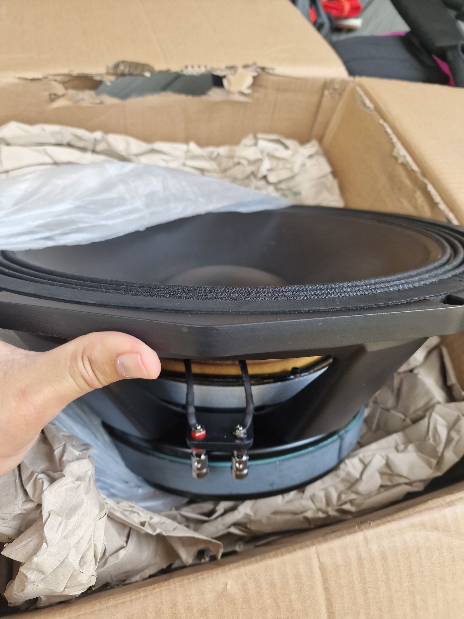 Difuzor Bass 18 inch 3600W RMS nou, la cutie