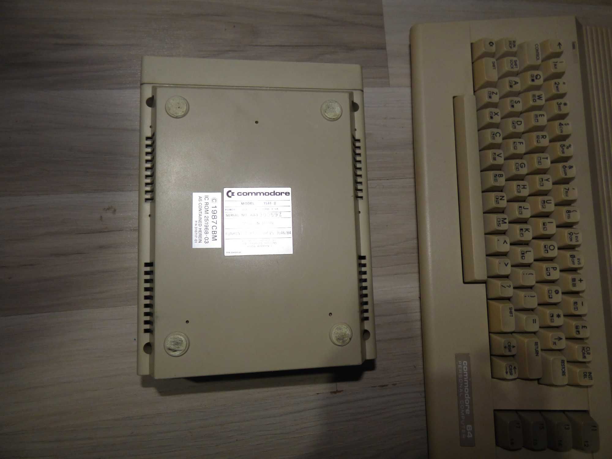 Unitate disk Commodore 64 - 1541 II