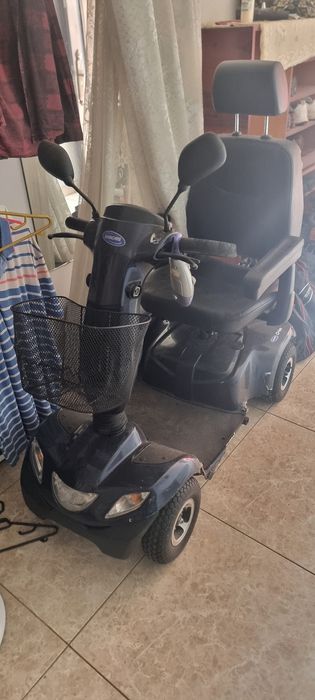 Cărucior electric handicap