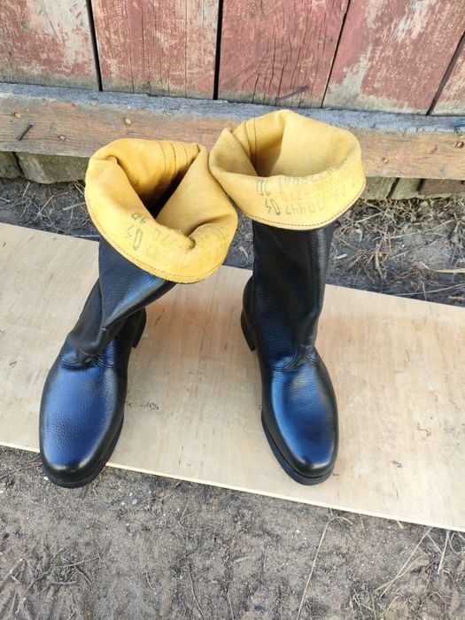 Продам новые сапоги яловые
