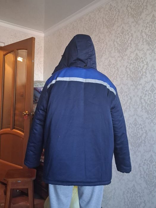 Продам спецодежда. В хорошем состоянии.  Р-48, 50. Спецодежда сатылады