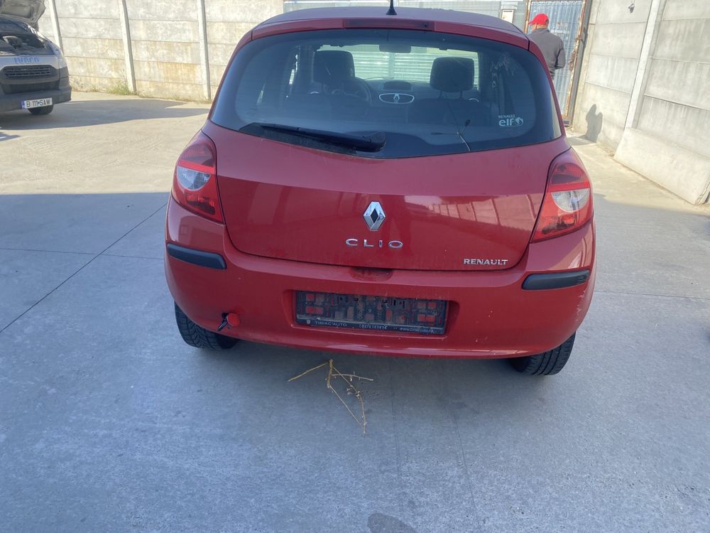 Vând Hayon Renault Clio 3 2005-2012