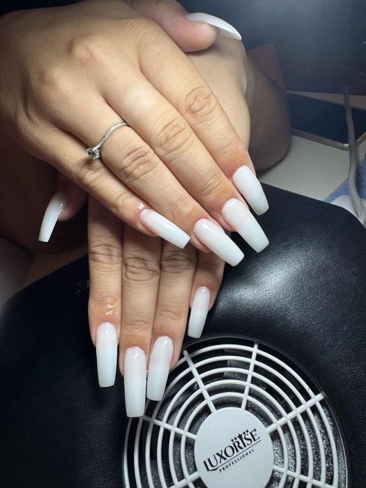 Manichiură cu gel – la preț accesibil!