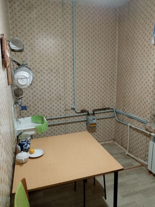 Продаётся Квартира 2х ком 1 этаж в Янгиюле на Тошкент Шох