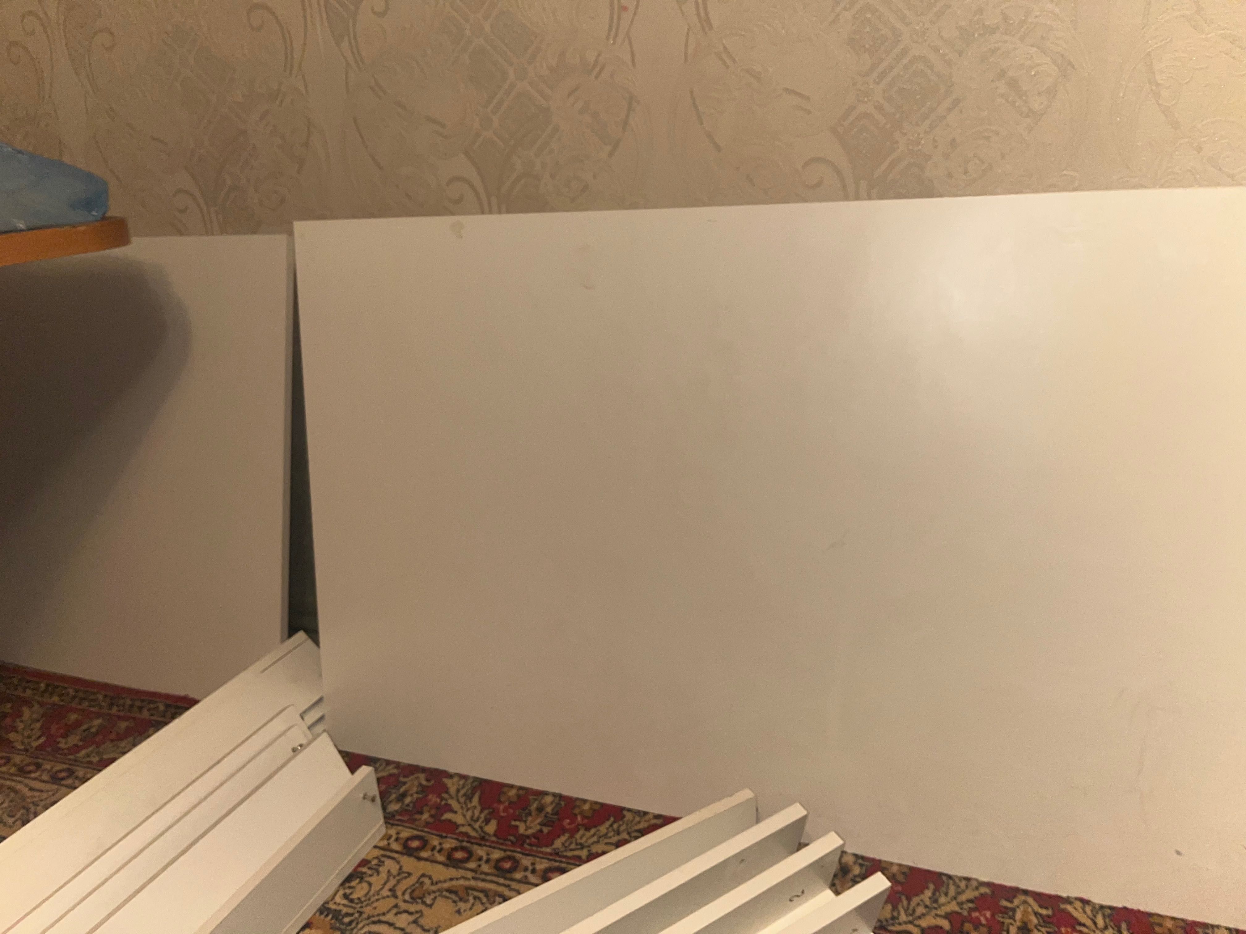 Продам столы хорошие