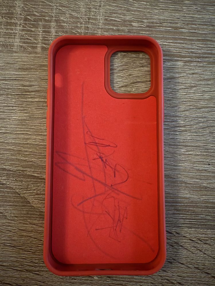 Кейсове за iPhone 12 PRO