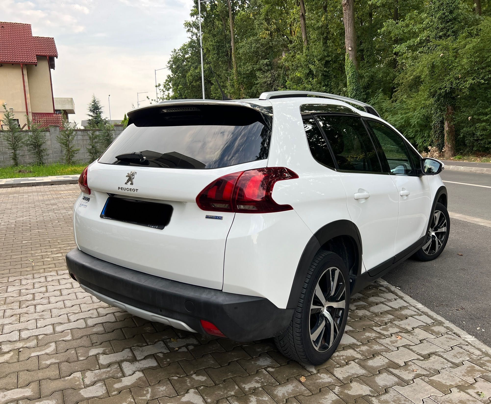 Peugeot 2008 1.6 HDI/Euro 6/camera/