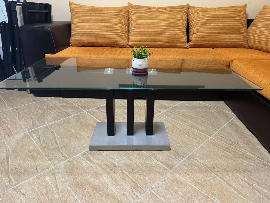 Продавам ъглов диван