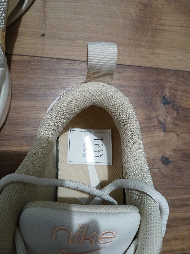 Nike 36.1/2 дамски