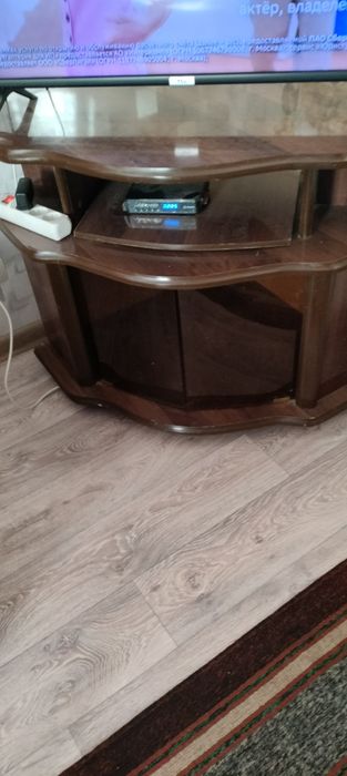 Тумба под телевизор
