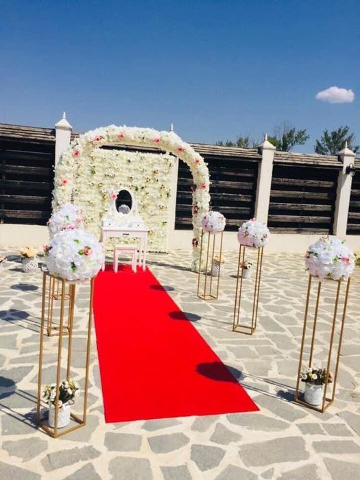 Panou floral sau cu baloane