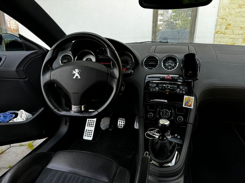 Vând Peugeot RCZ