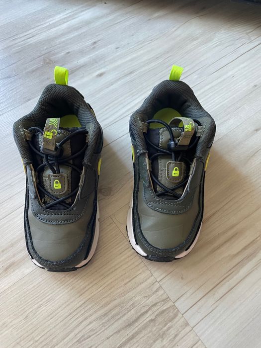 Air max baieti marimea 26