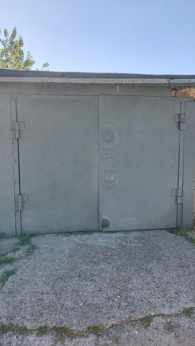 Продаётся кирпичный гараж