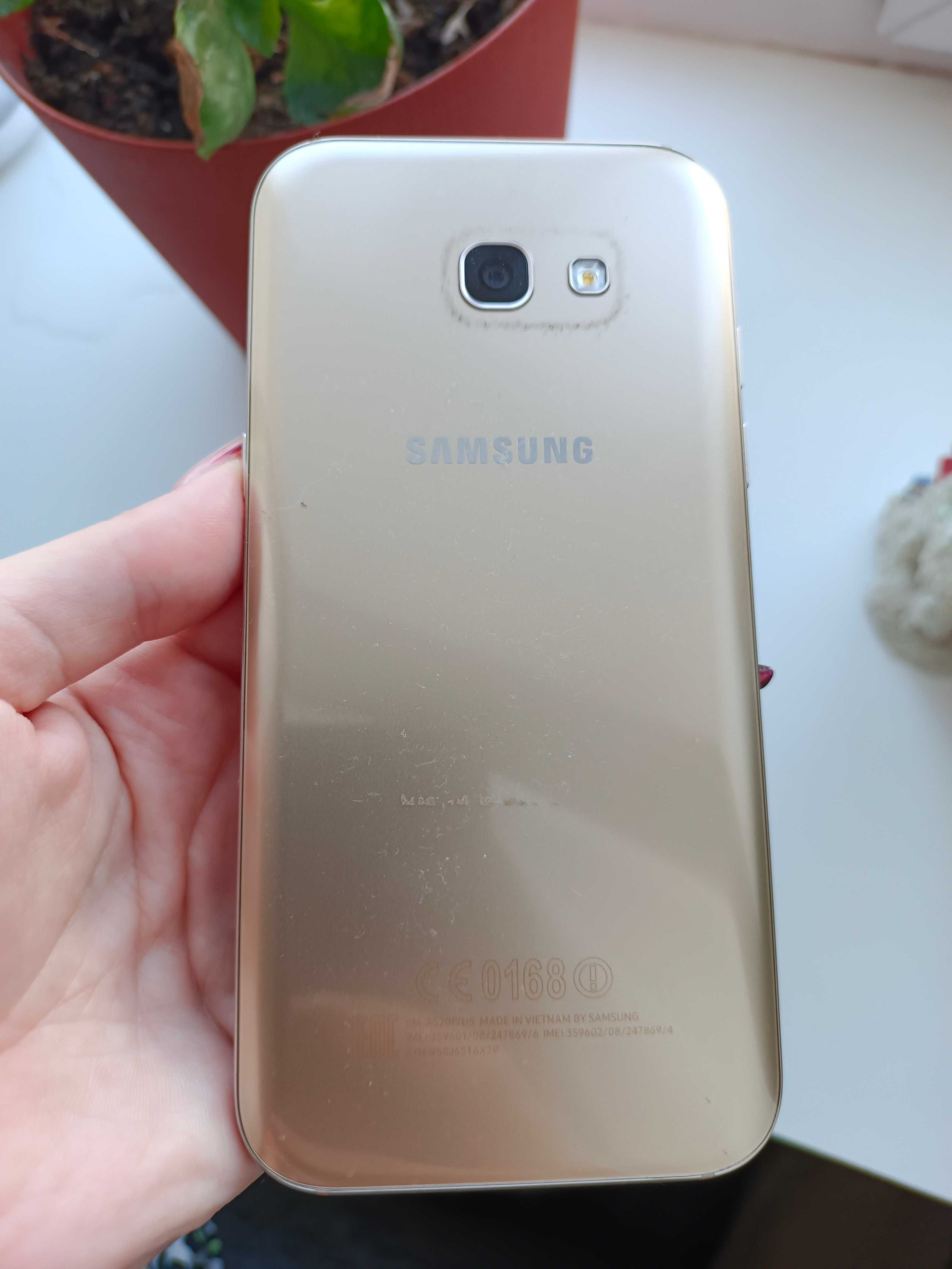 Samsung A5 б/у продам