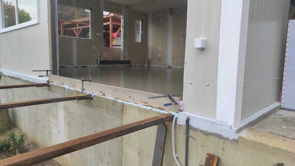 Полагане на машинна замазка и мазилка