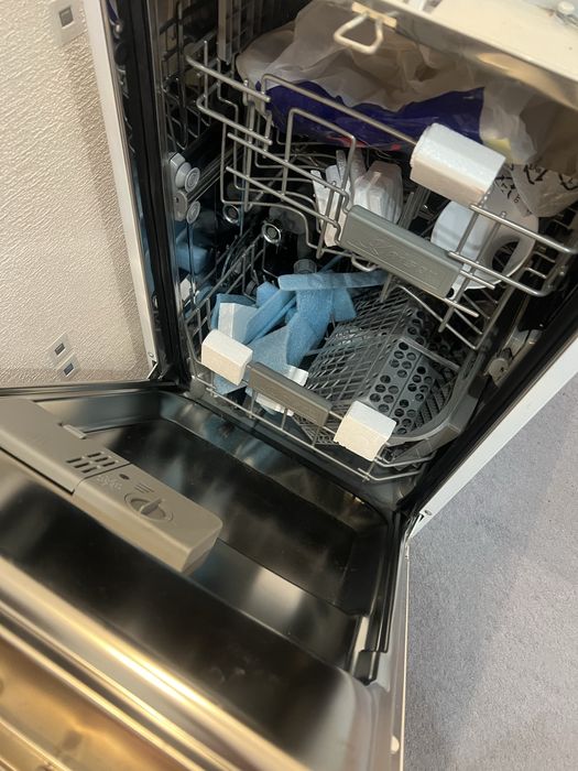 Продам новую посудомоечную машину Kaiser