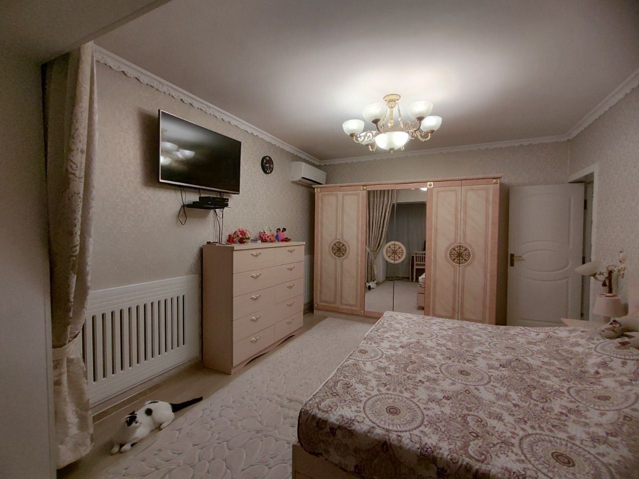 Продаётся 4 комн квартира 125кв² квартира Спецплан ул.С.Азимова