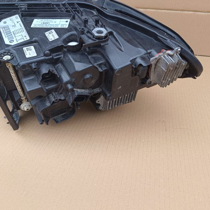 Десен фар BMW G30 Laser LCI ФАР G30 LASER 5A338F2-04