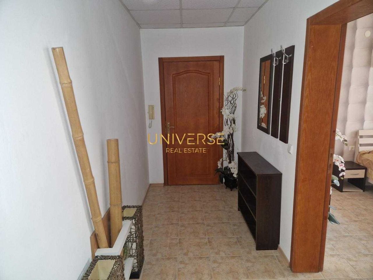Продава се Тристаен апартамент в Свети Влас - 92 кв.м за 1120 €/кв.м - Снимка #1