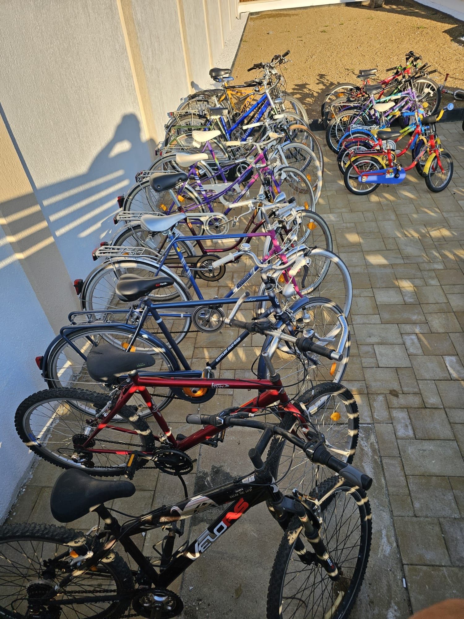 Biciclete de vânzare pentru adulți și copii